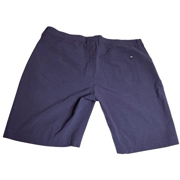 Travis Mathew Men's Flat Front Performance Casual Golf Shorts Navy Blue Size 38 - Picture 2 of 8